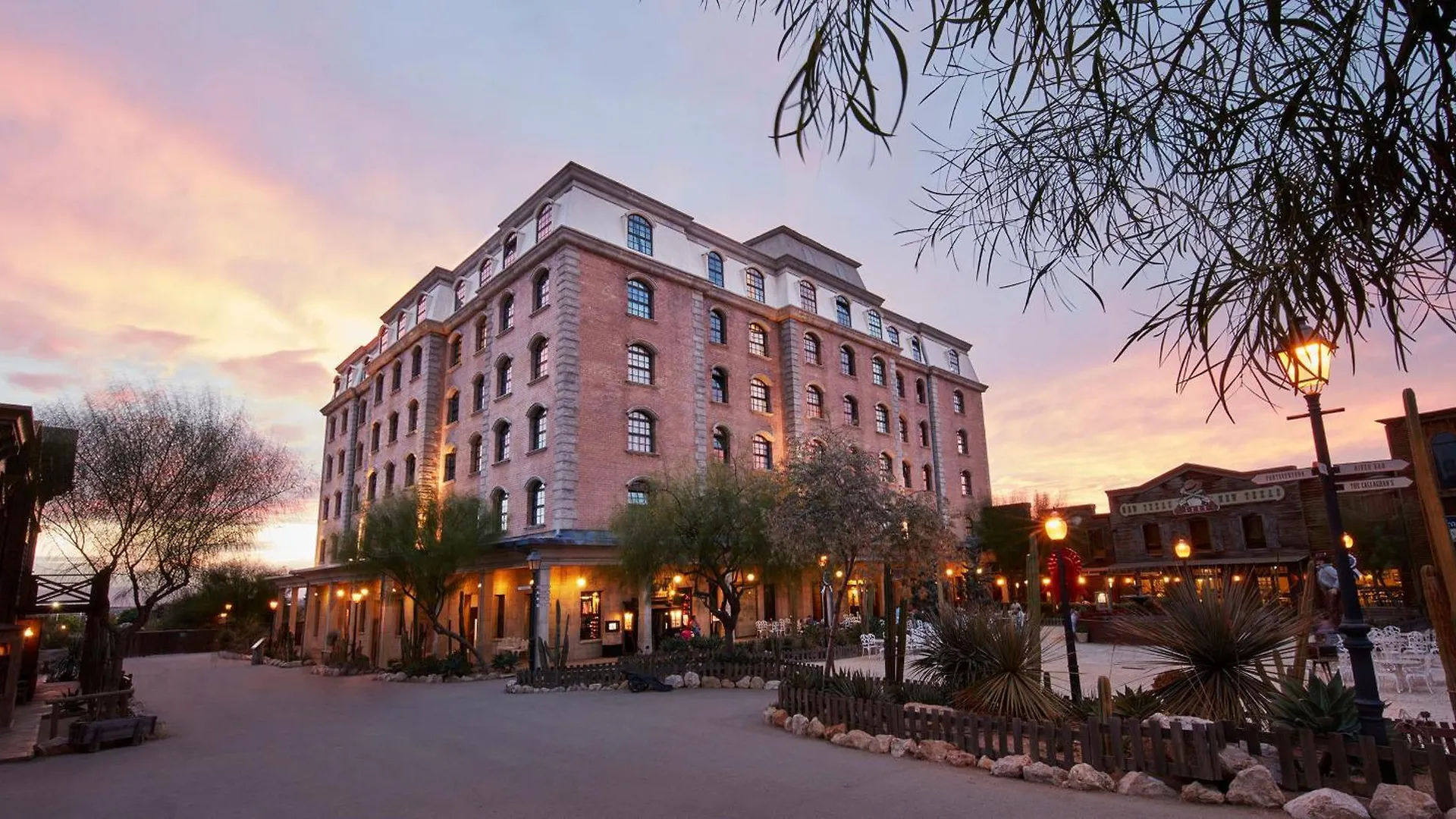 Portaventura Hotel Gold River - Includes Unlimited Access To Portaventura Park & 1 Access To Ferrari Land Salou 4*,  İspanya