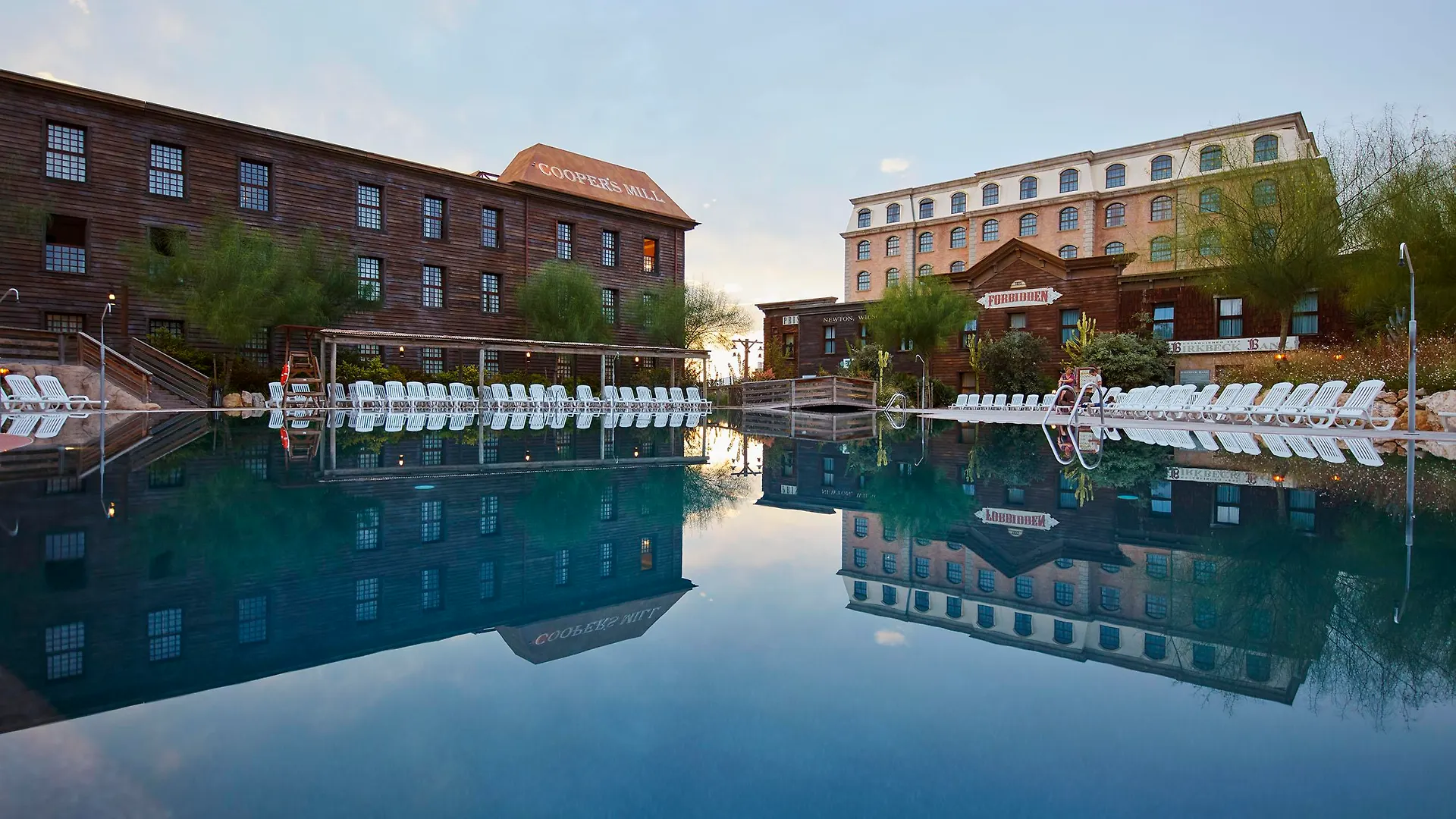 PortAventura Hotel Gold River: Theme Park Access Included Salou 4*,  Spain