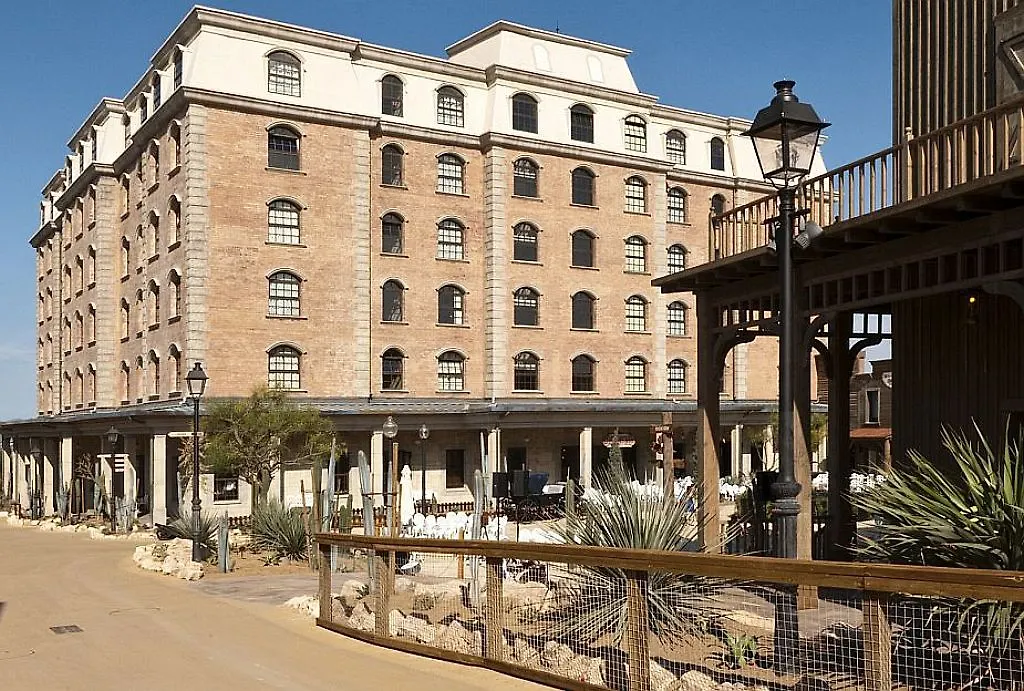 PortAventura Hotel Gold River: Theme Park Access Included Salou