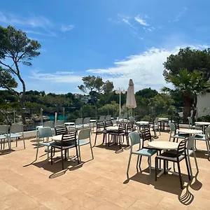 https://cala-ferrera.allmallorcahotels.com