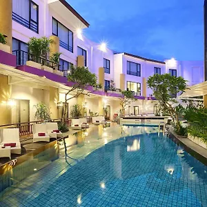 kuta-central-park-hotel.ubudhotelsnow.com/