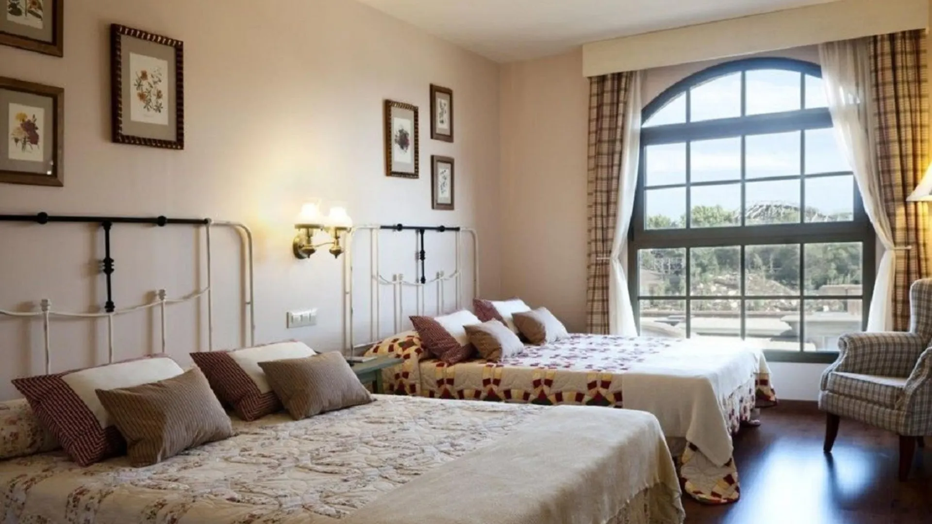 PortAventura Hotel Gold River: Theme Park Access Included Salou Spain