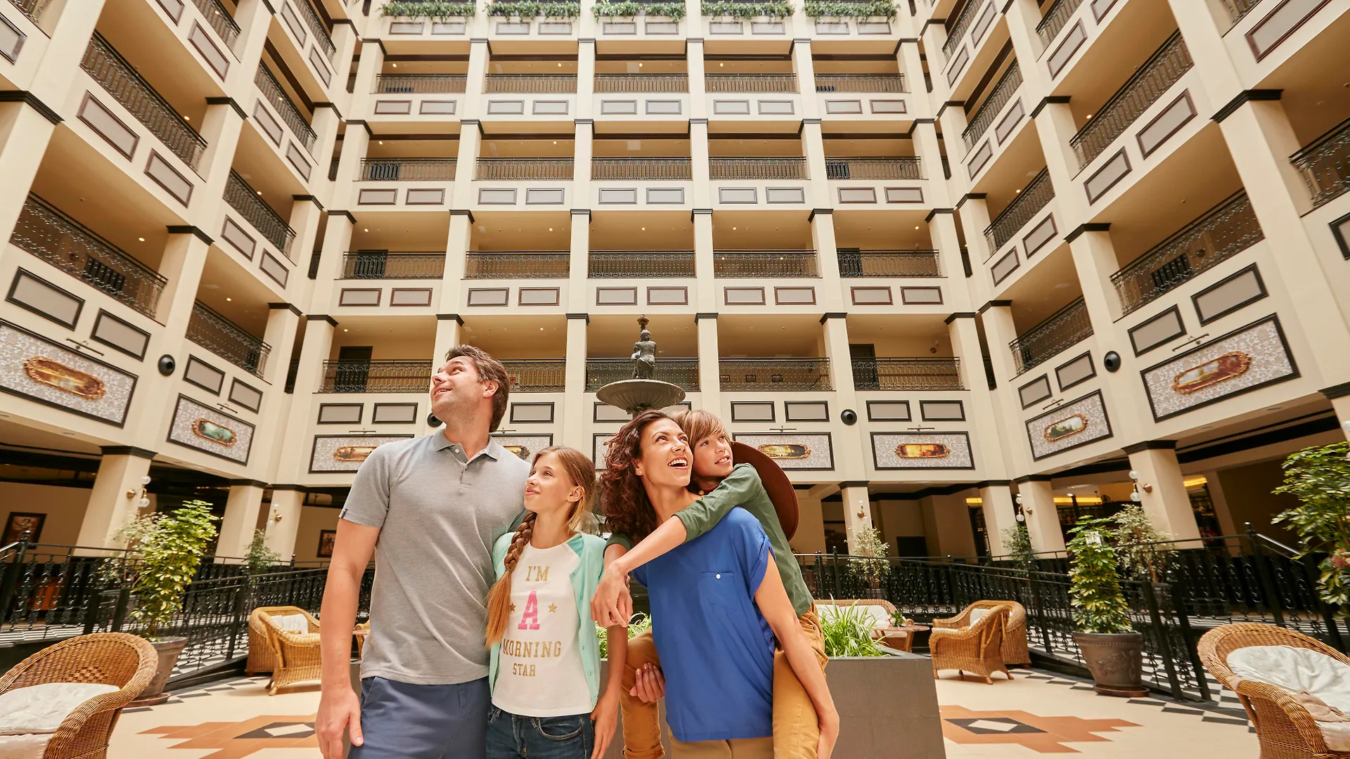 PortAventura Hotel Gold River: Theme Park Access Included Salou