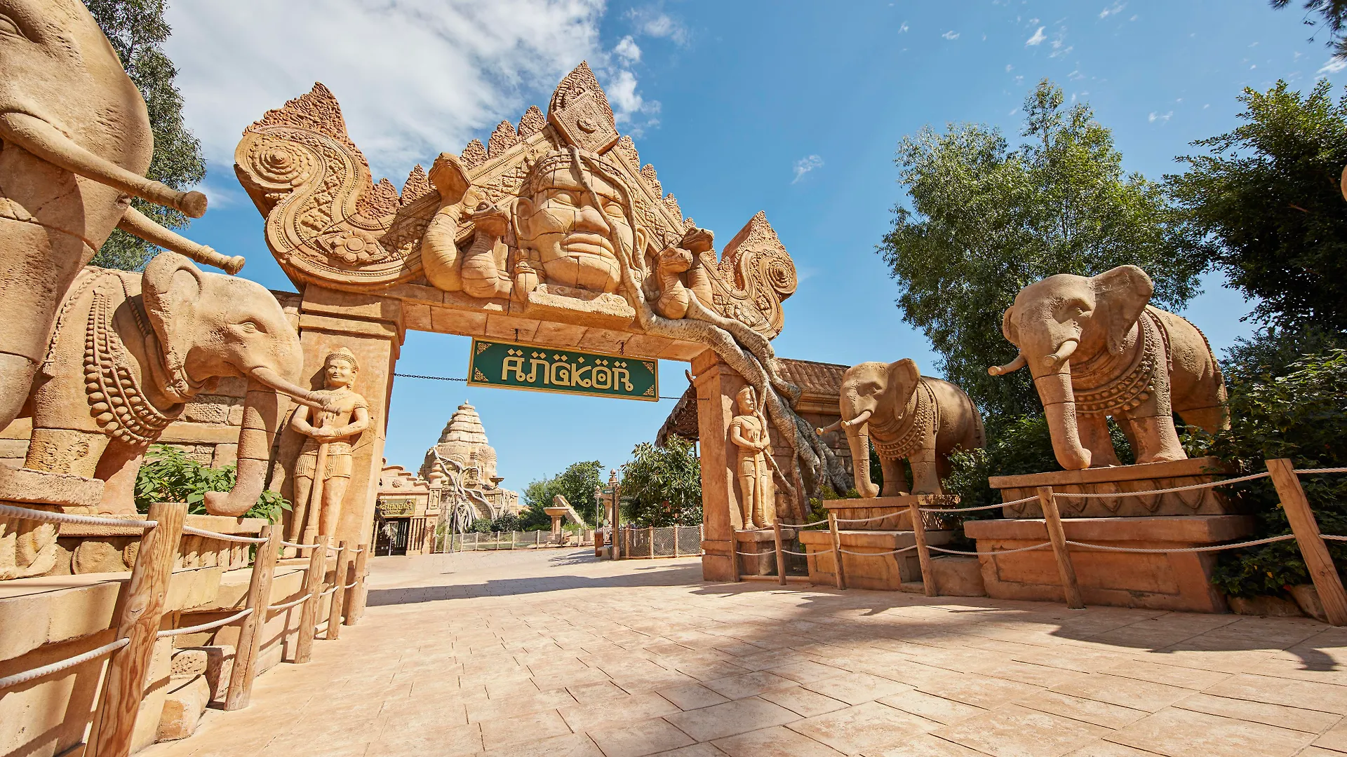 Portaventura Hotel Gold River - Includes Unlimited Access To Portaventura Park & 1 Access To Ferrari Land Salou